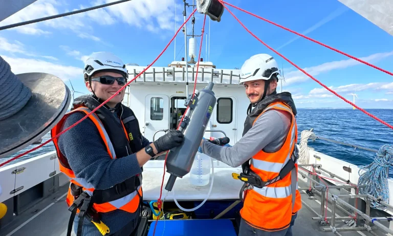 arc-labs-science-on-location-trawler
